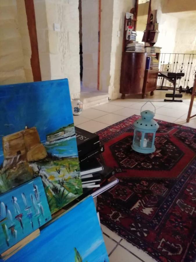 Arkati Literary B&B Sannat Exteriér fotografie