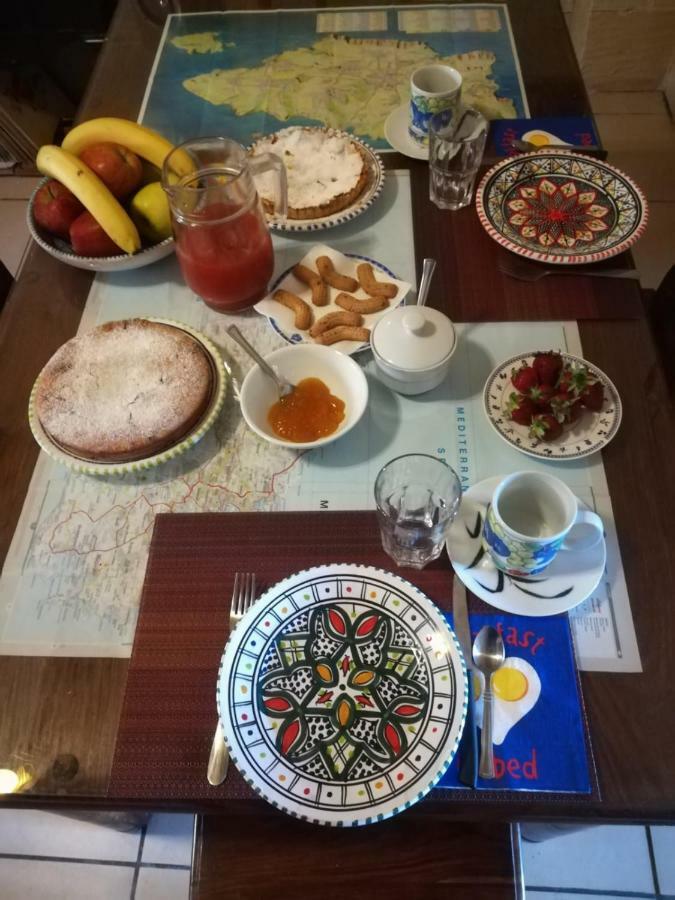 Arkati Literary B&B Sannat Exteriér fotografie
